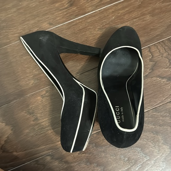 Gucci Black Suede Huston Platform Pumps - Picture 7 of 7